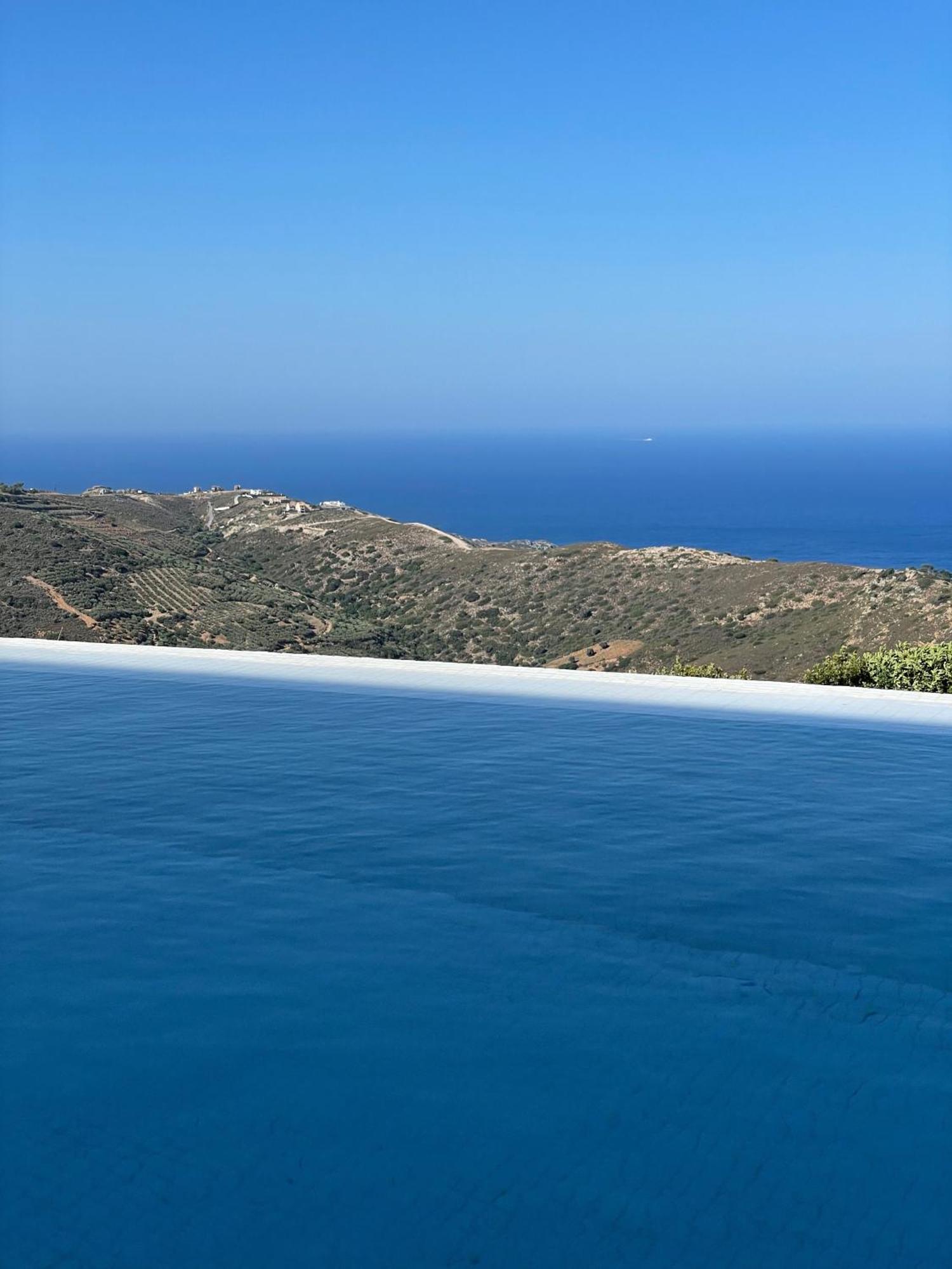 Plethora Luxury Suites Rodhiá Eksteriør billede